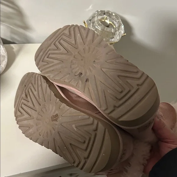 UGG Blush Shearling-Lined Winter Boots - Picture 6 of 8